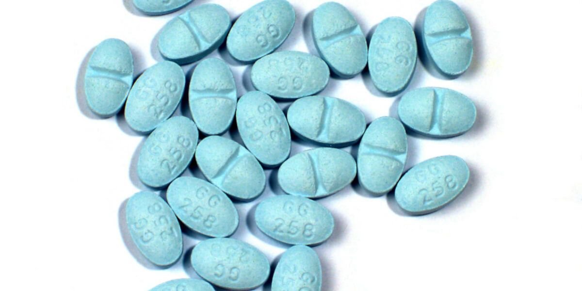Xanax-blue-football-pills-1mg-alprazolam-(1)-guide-detail